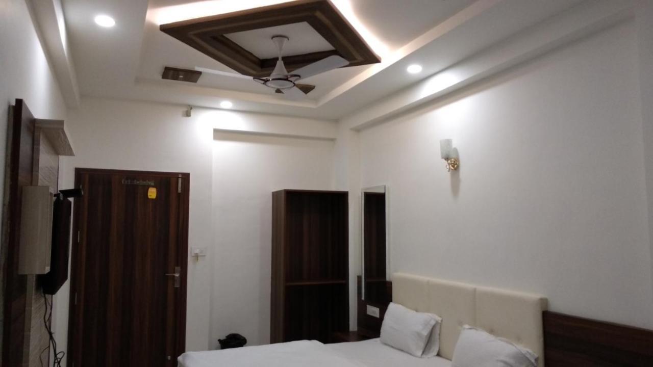 Hotel The Grand Shiva Gondal Exterior photo