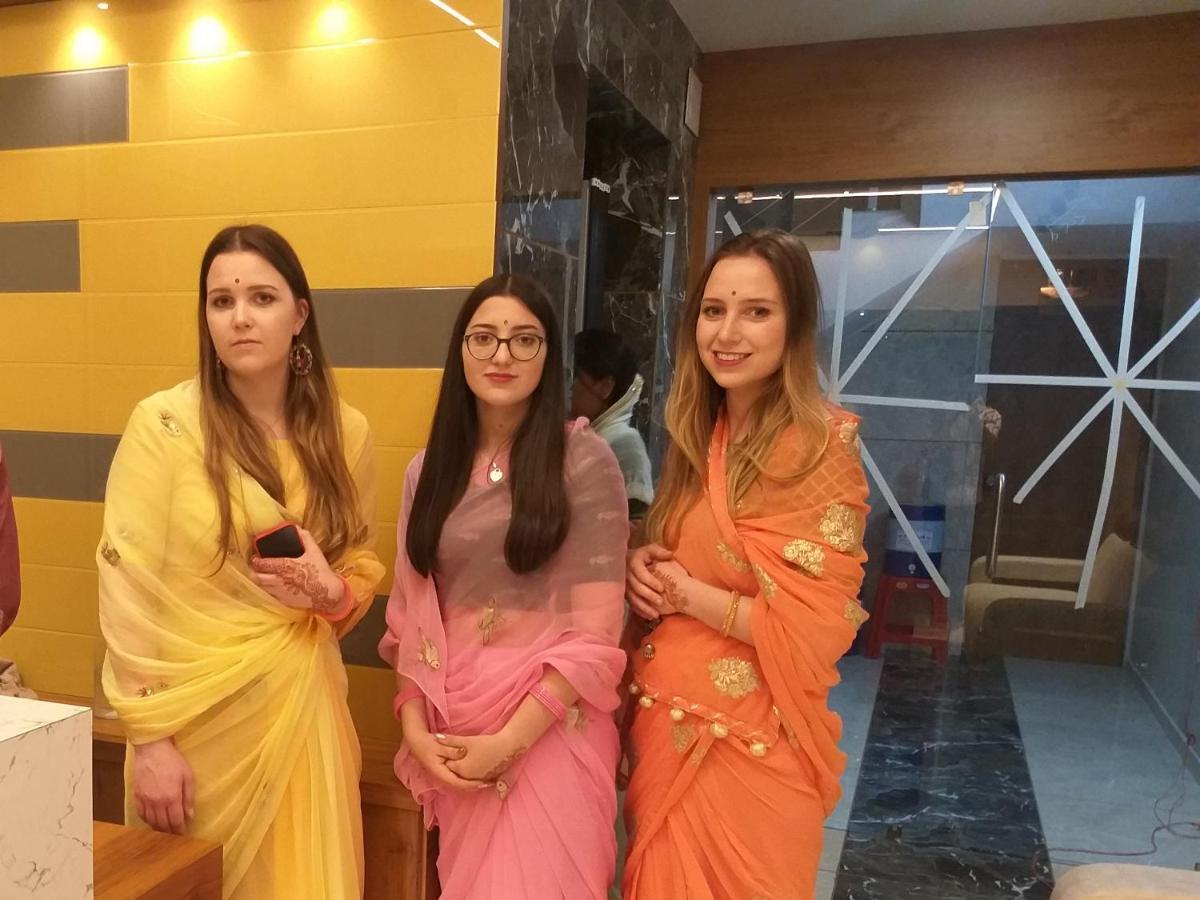 Hotel The Grand Shiva Gondal Exterior photo