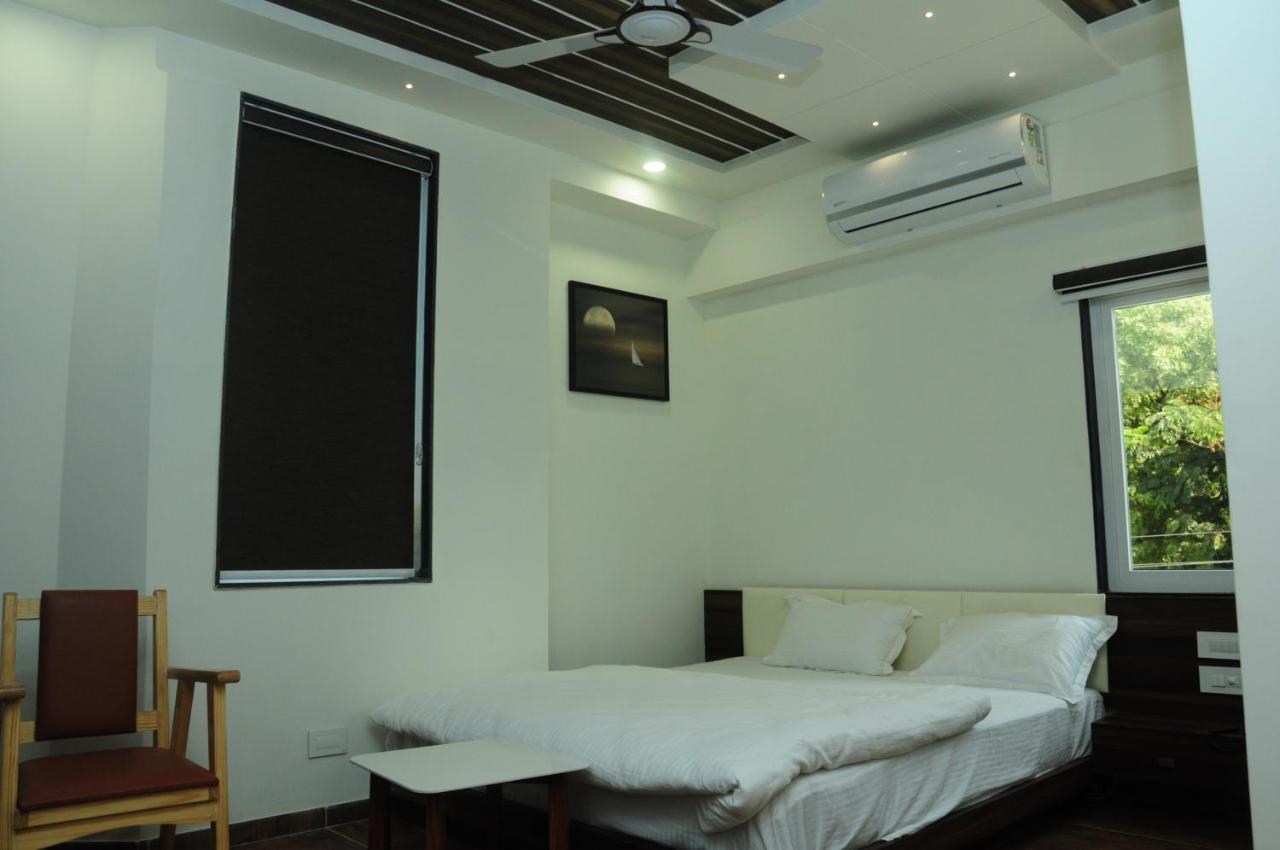 Hotel The Grand Shiva Gondal Exterior photo